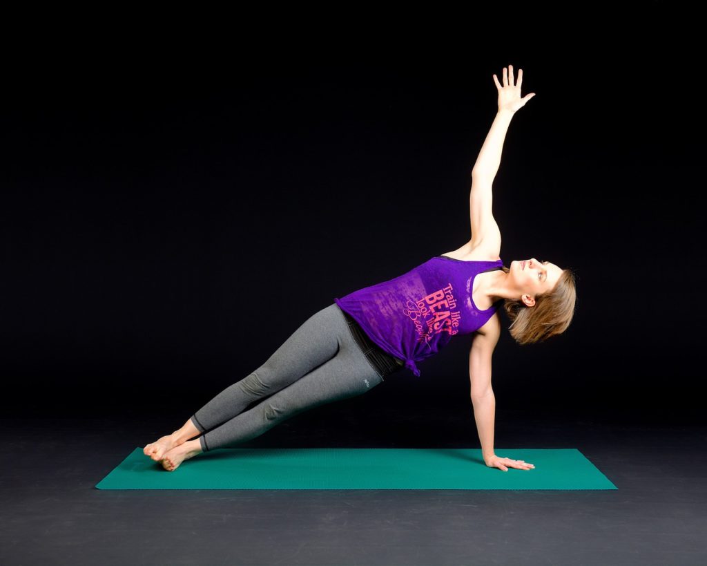 Ways Yoga Benefits Runners Plank